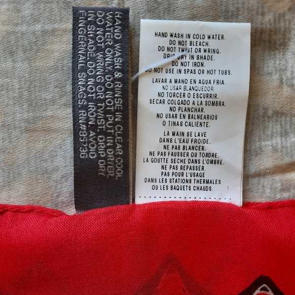 Liz Claiborne swim cover up scarf. - Picture 3 of 5